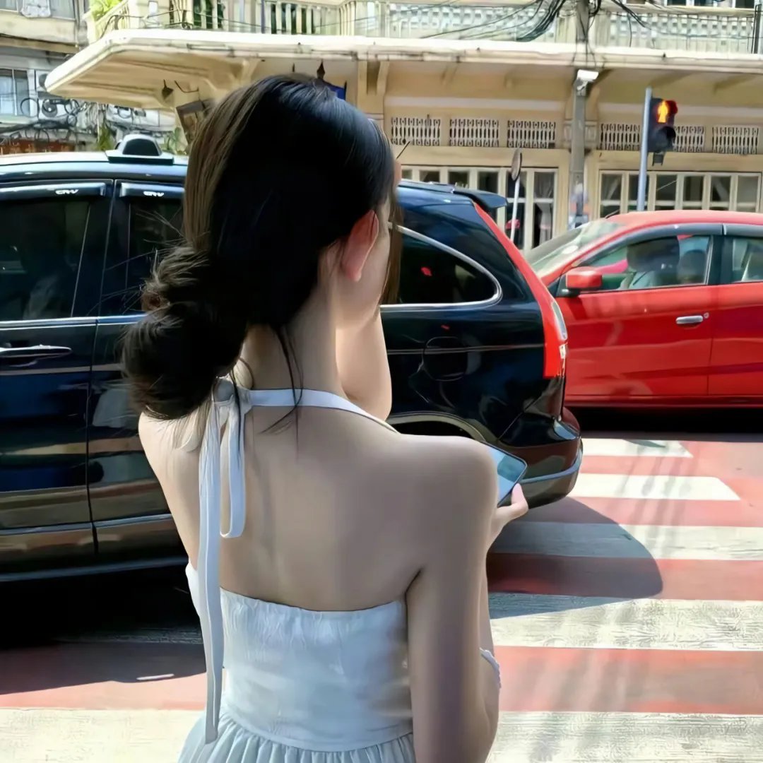 她已身登青云梯